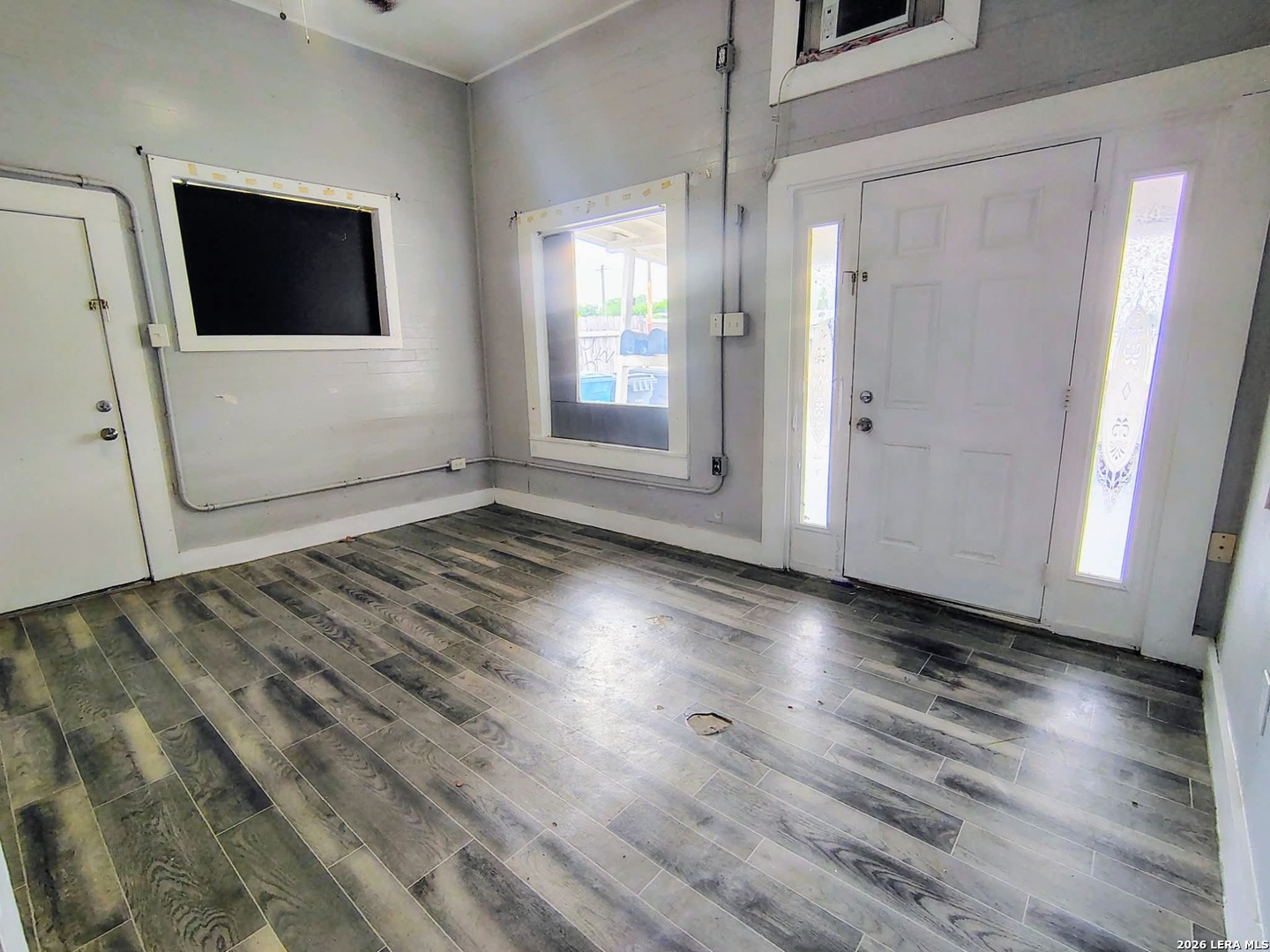 3430 S Flores San Antonio TX 78204