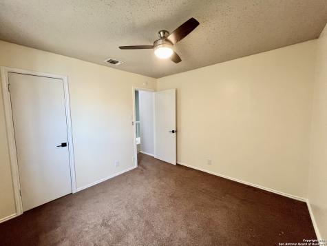 10215 Athens Field San Antonio TX 78245