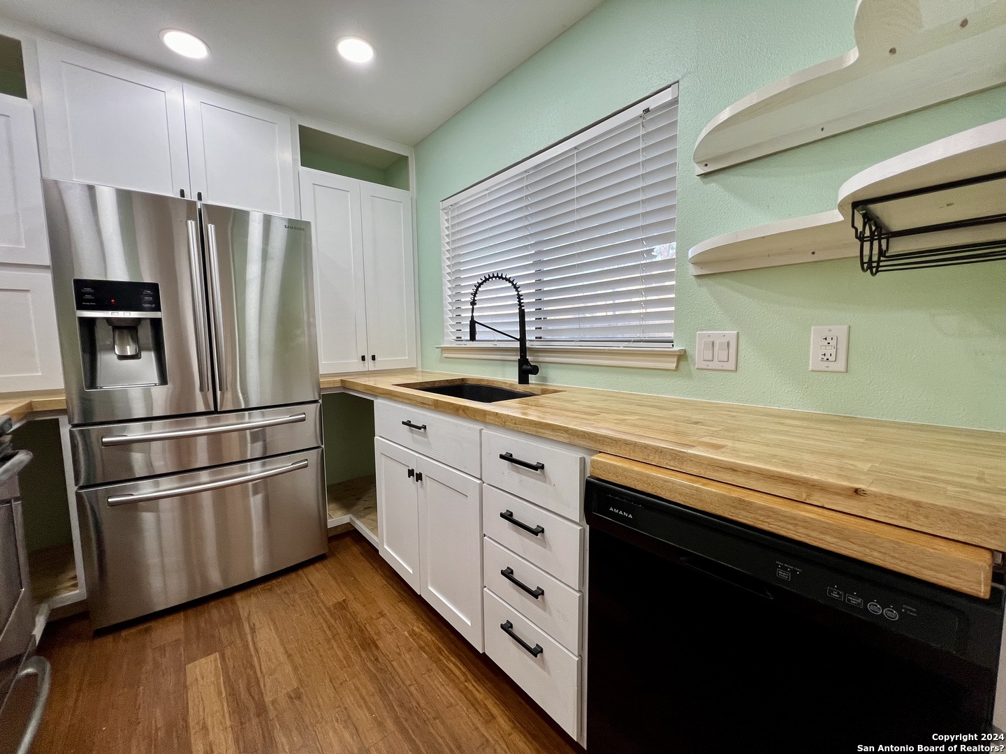 10215 Athens Field San Antonio TX 78245