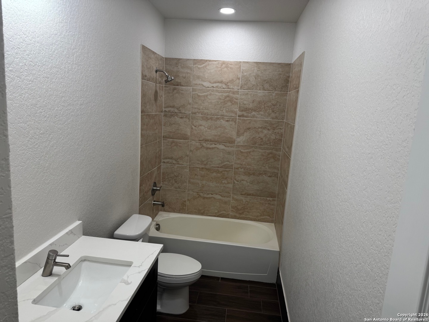 19505 Somerset Road Lytle TX 78052
