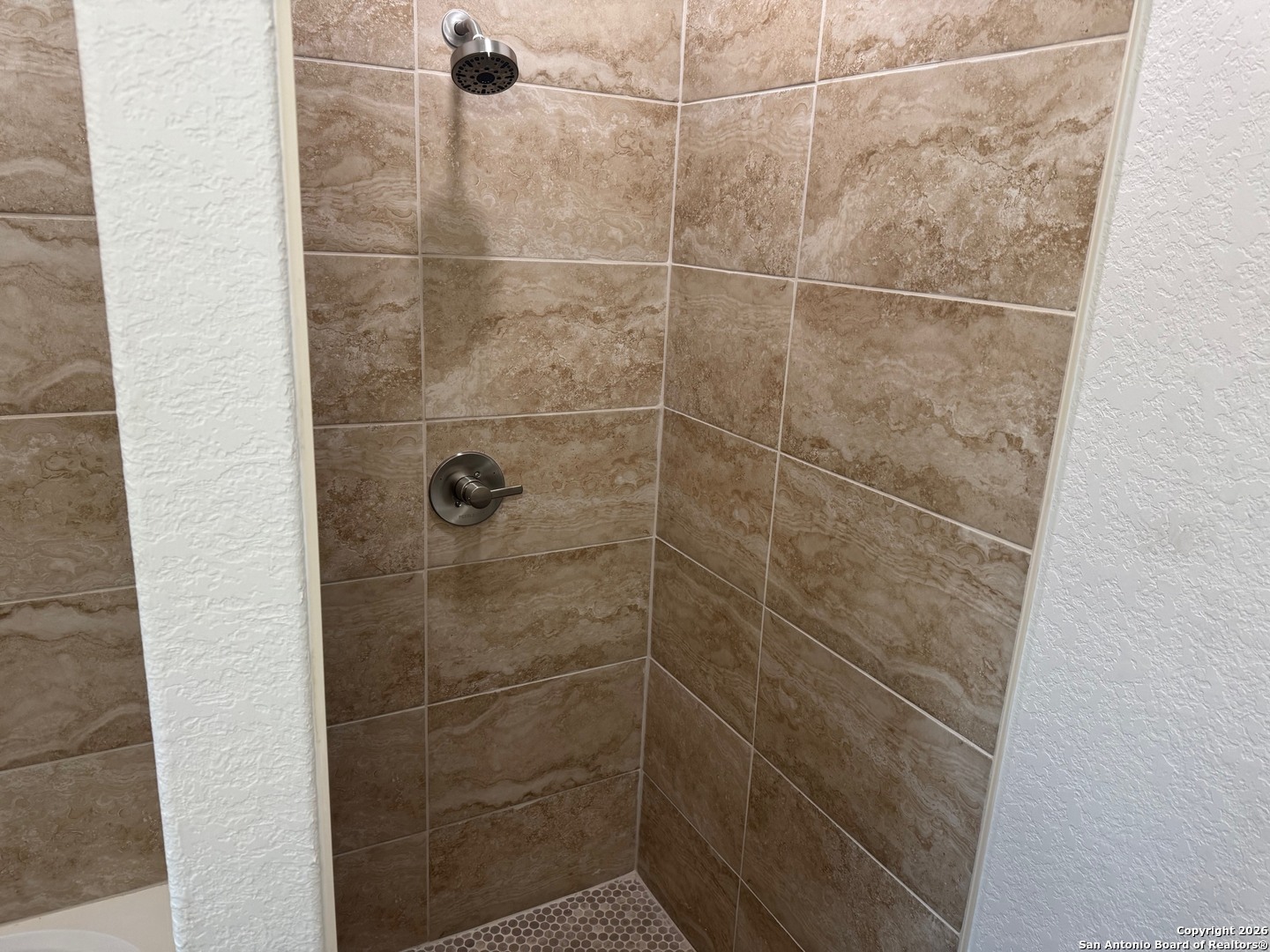 19505 Somerset Road Lytle TX 78052