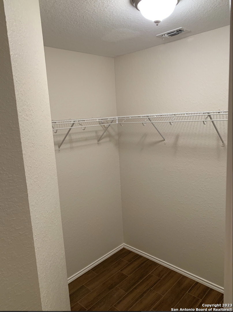 10118 Cedarcliff San Antonio TX 78245