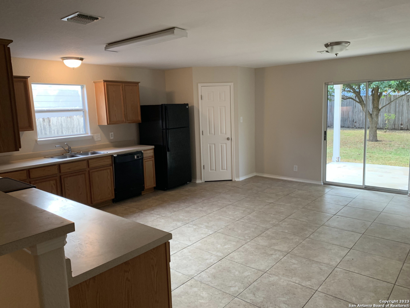 10118 Cedarcliff San Antonio TX 78245