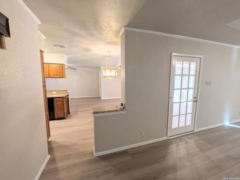 6618 Cloverbend Street Leon Valley TX 78238