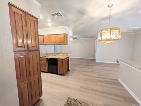 6618 Cloverbend Street Leon Valley TX 78238