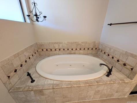 6618 Cloverbend Street Leon Valley TX 78238