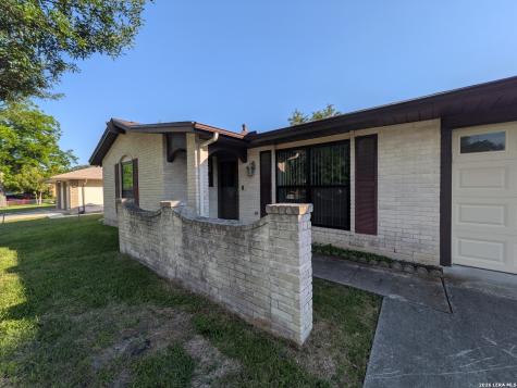 6618 Cloverbend Street Leon Valley TX 78238