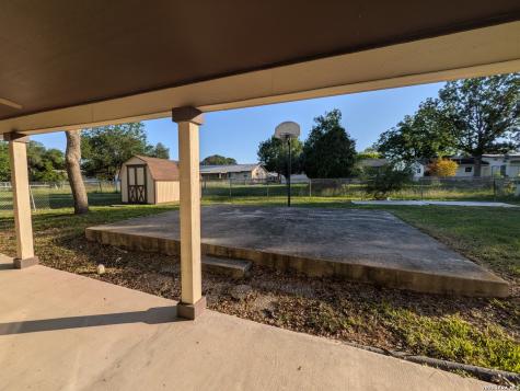6618 Cloverbend Street Leon Valley TX 78238