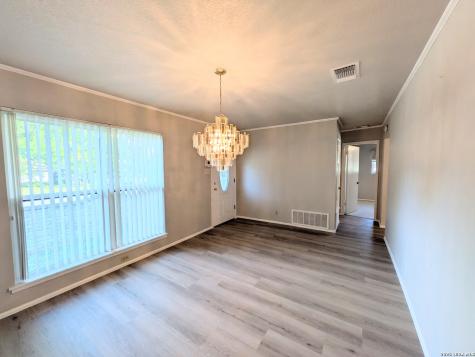 6618 Cloverbend Street Leon Valley TX 78238