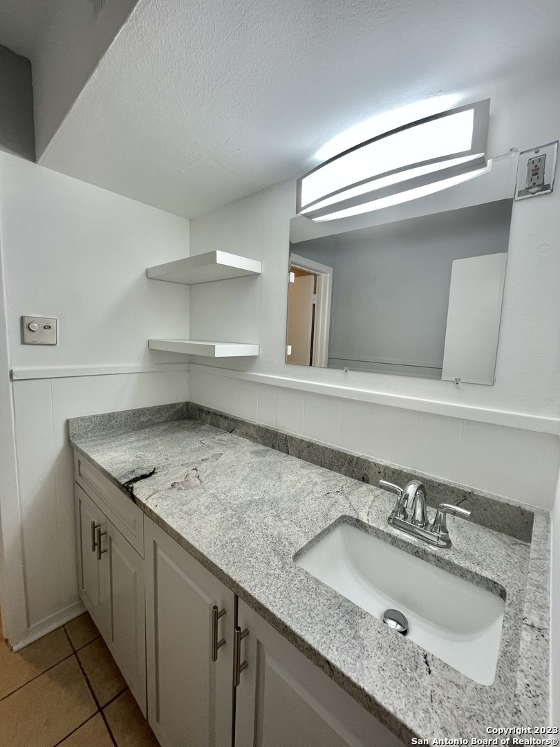 235 Silver Sands San Antonio TX 78216