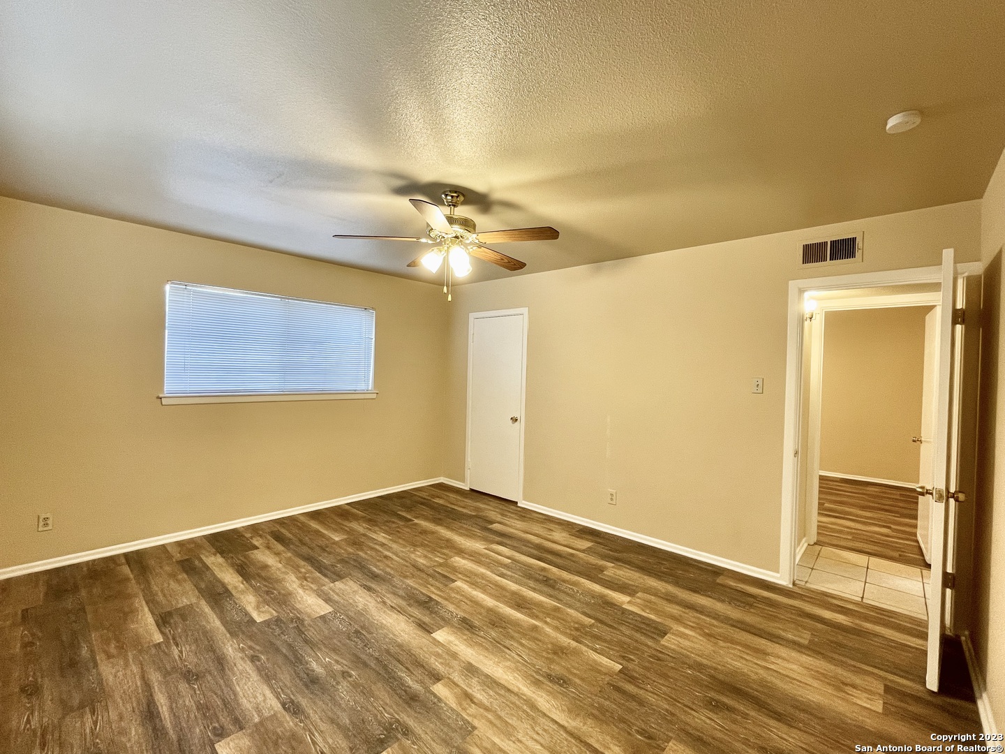 235 Silver Sands San Antonio TX 78216