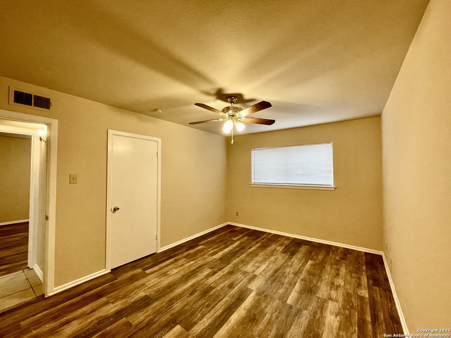 235 Silver Sands San Antonio TX 78216