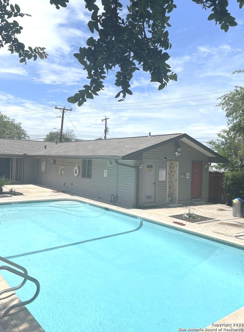 235 Silver Sands San Antonio TX 78216