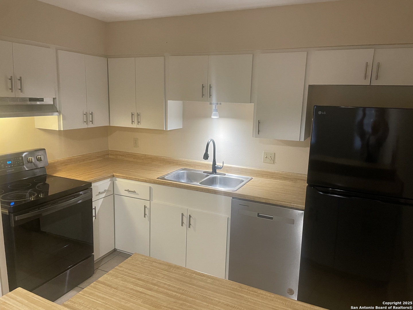 235 Silver Sands San Antonio TX 78216