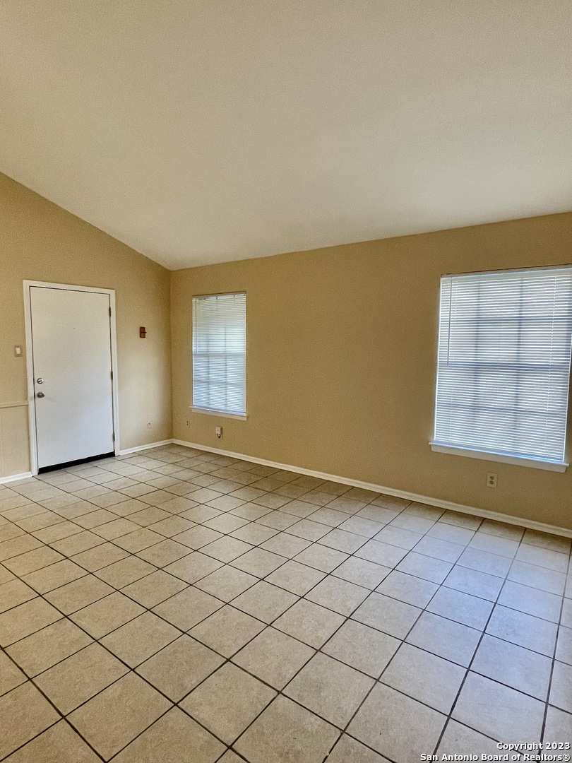 235 Silver Sands San Antonio TX 78216