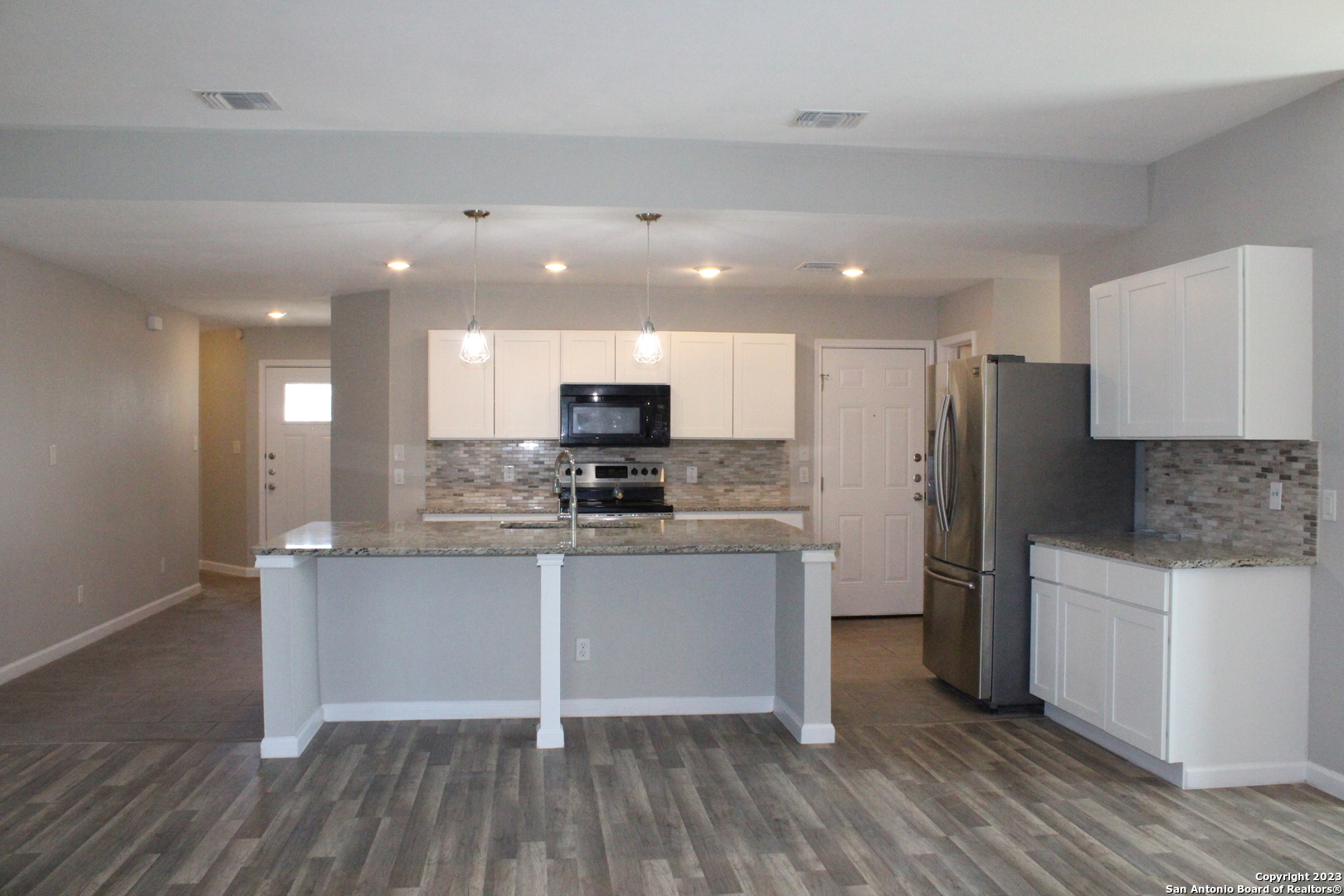 6571 Beech Trail Drive Converse TX 78109