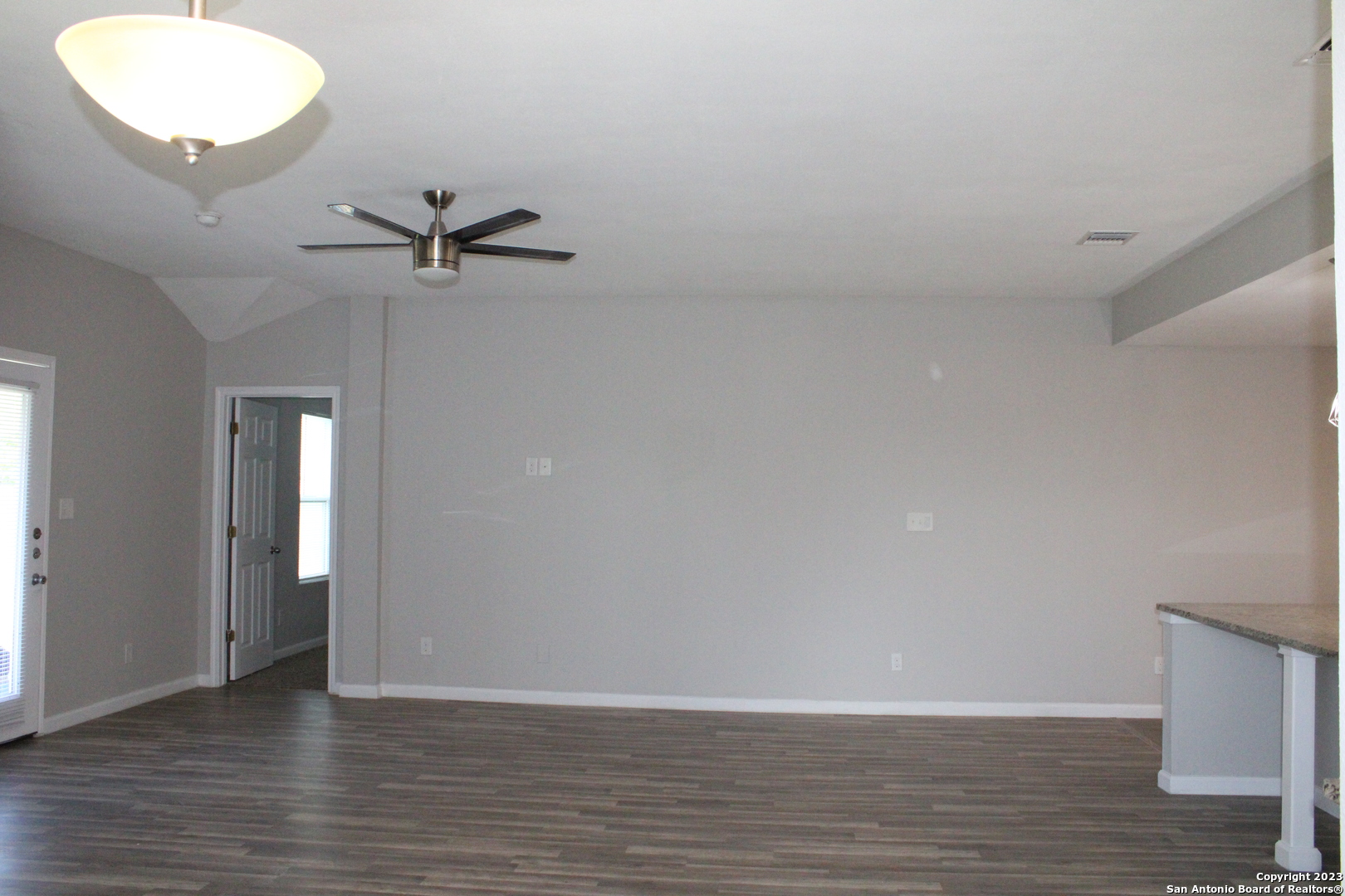 6571 Beech Trail Drive Converse TX 78109