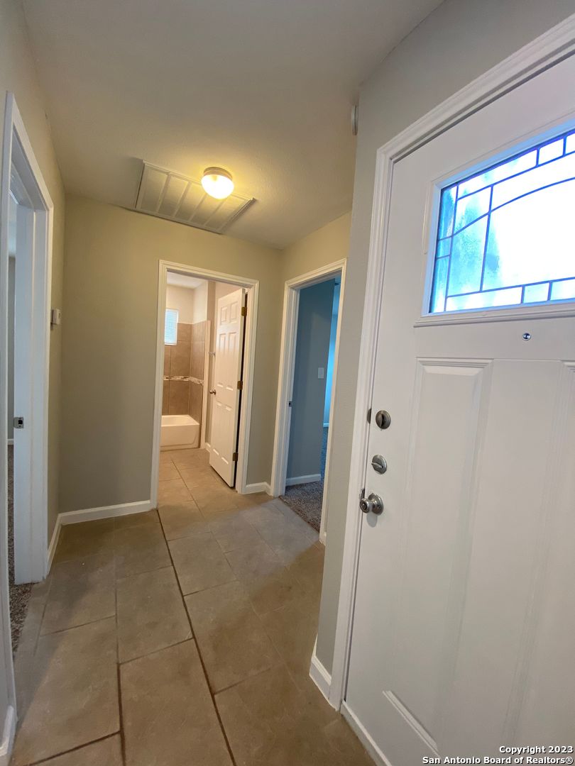 6571 Beech Trail Drive Converse TX 78109
