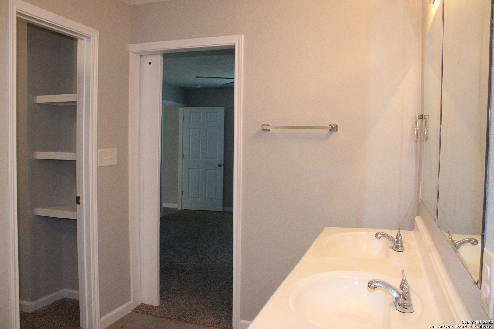 6571 Beech Trail Drive Converse TX 78109