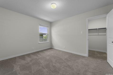 258 Empress Brilliant San Antonio TX 78253