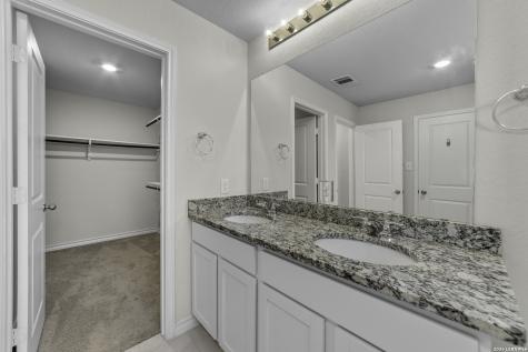 258 Empress Brilliant San Antonio TX 78253