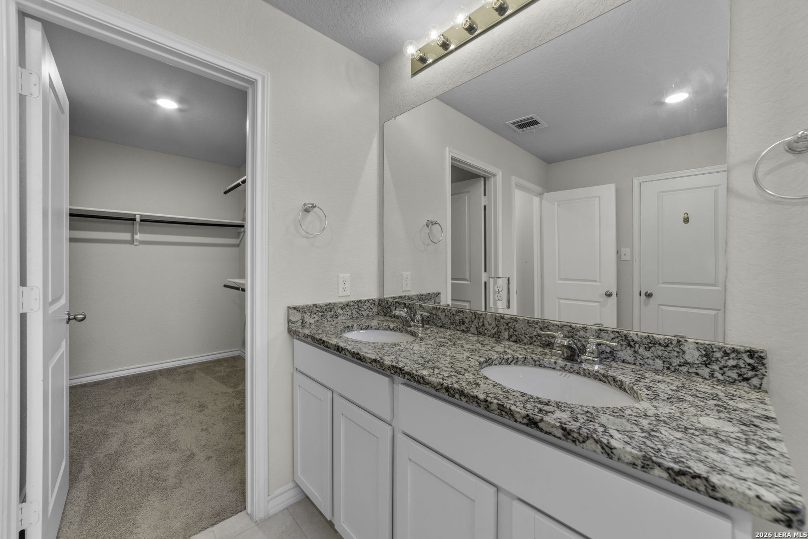 258 Empress Brilliant San Antonio TX 78253