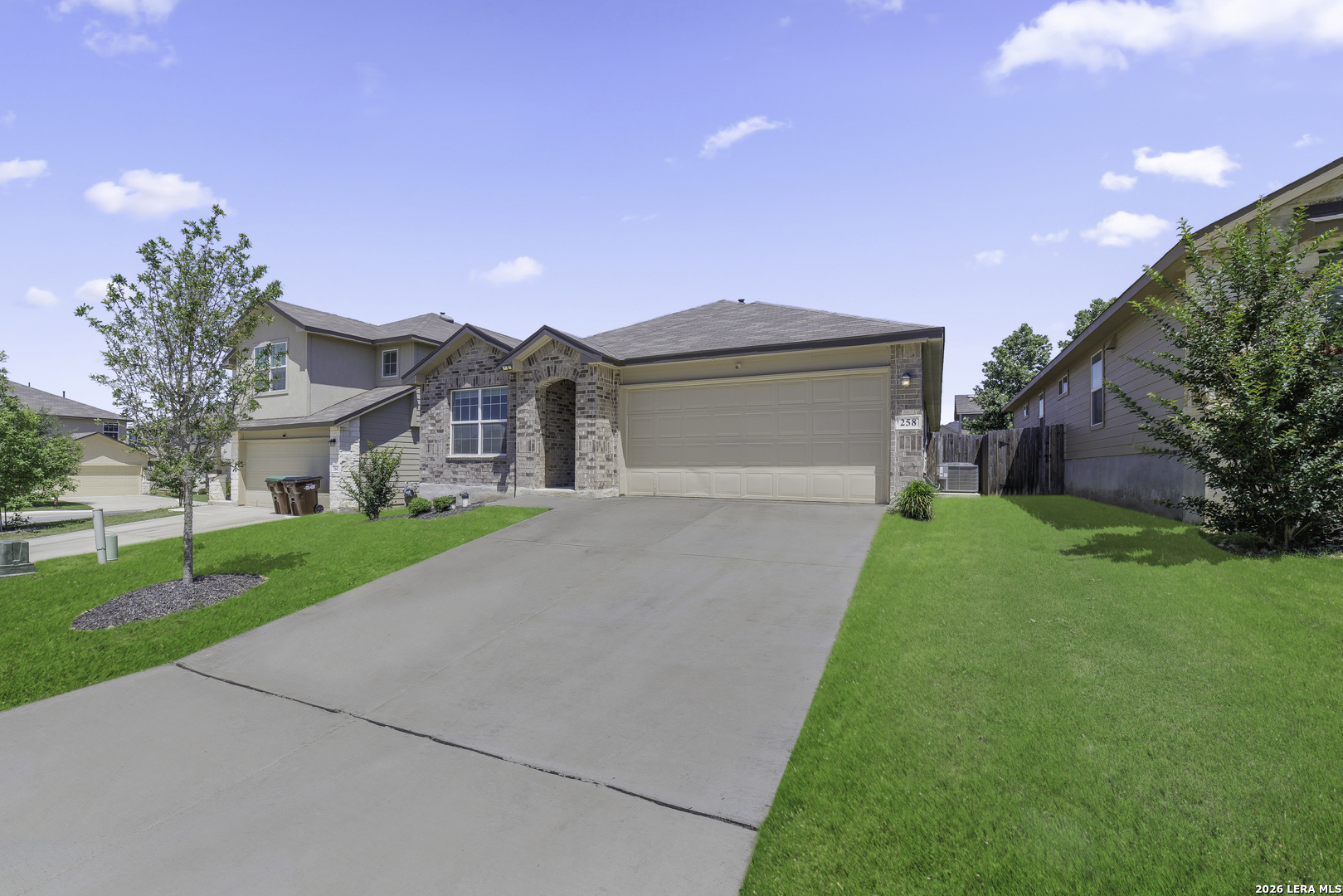 258 Empress Brilliant San Antonio TX 78253