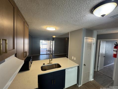 5019 Concord Ridge San Antonio TX 78228