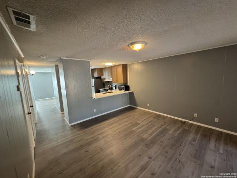5019 Concord Ridge San Antonio TX 78228