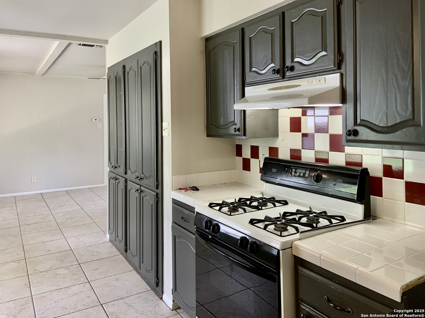 5711 Gillis San Antonio TX 78240