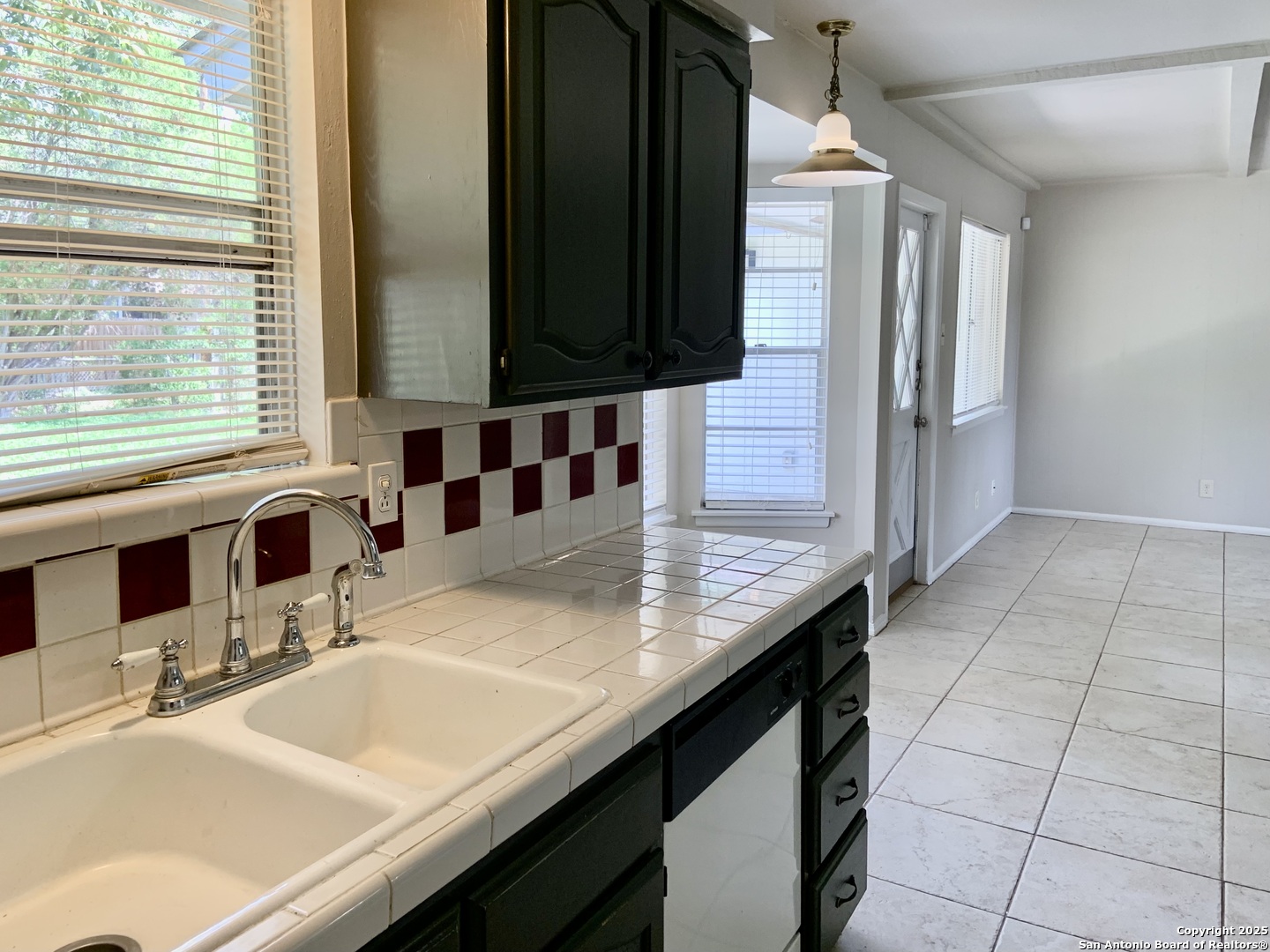 5711 Gillis San Antonio TX 78240