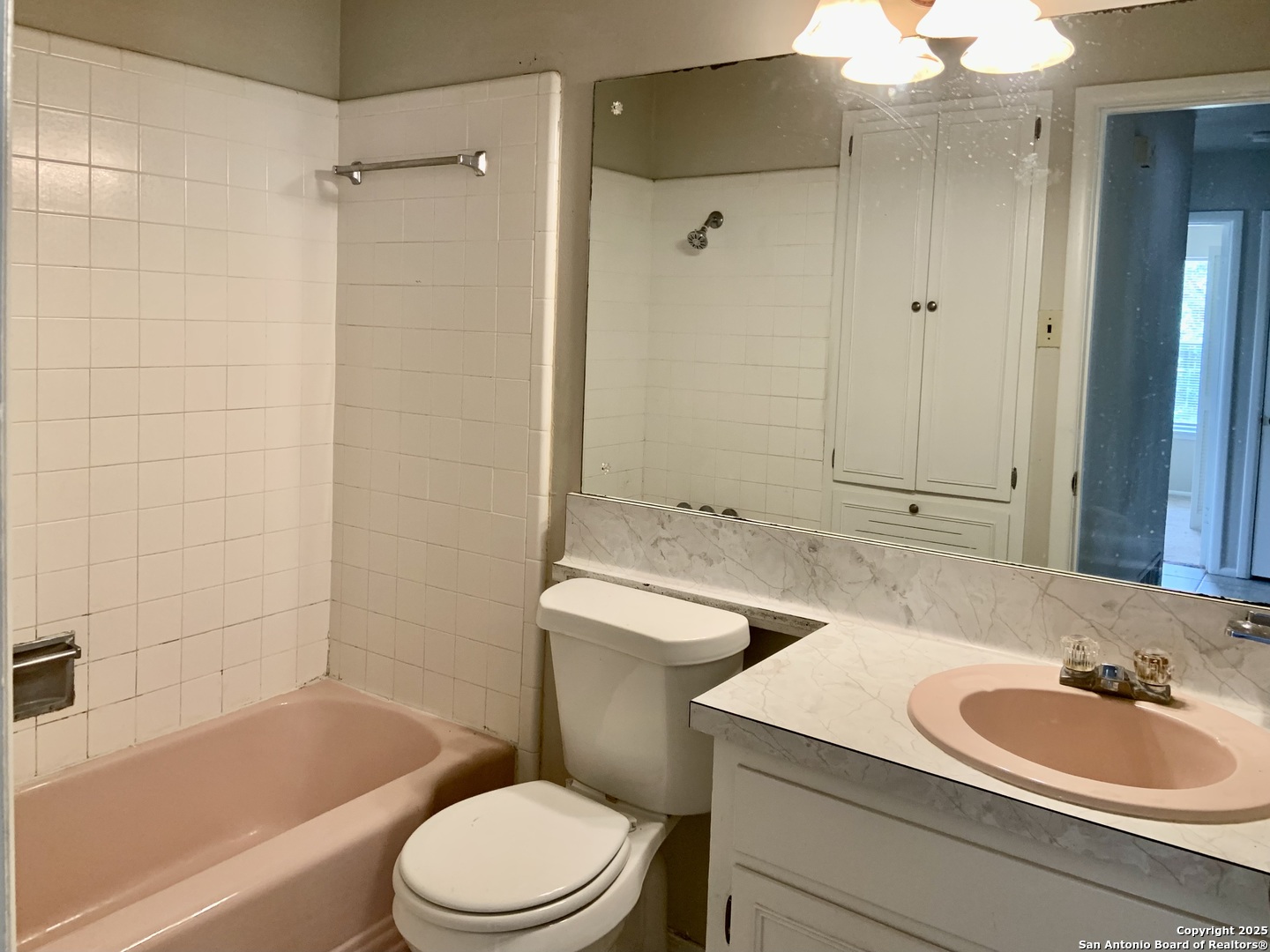 5711 Gillis San Antonio TX 78240