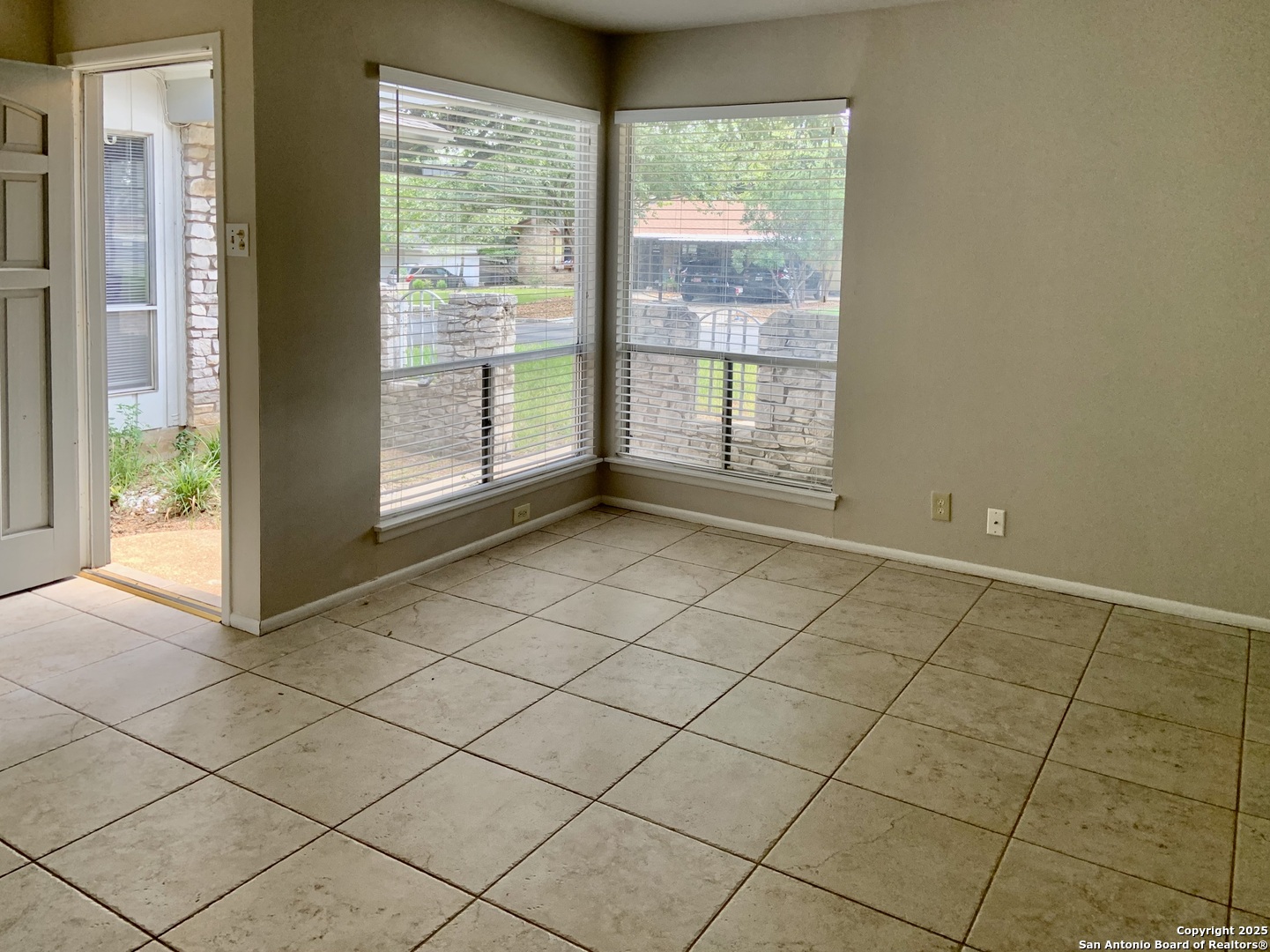5711 Gillis San Antonio TX 78240