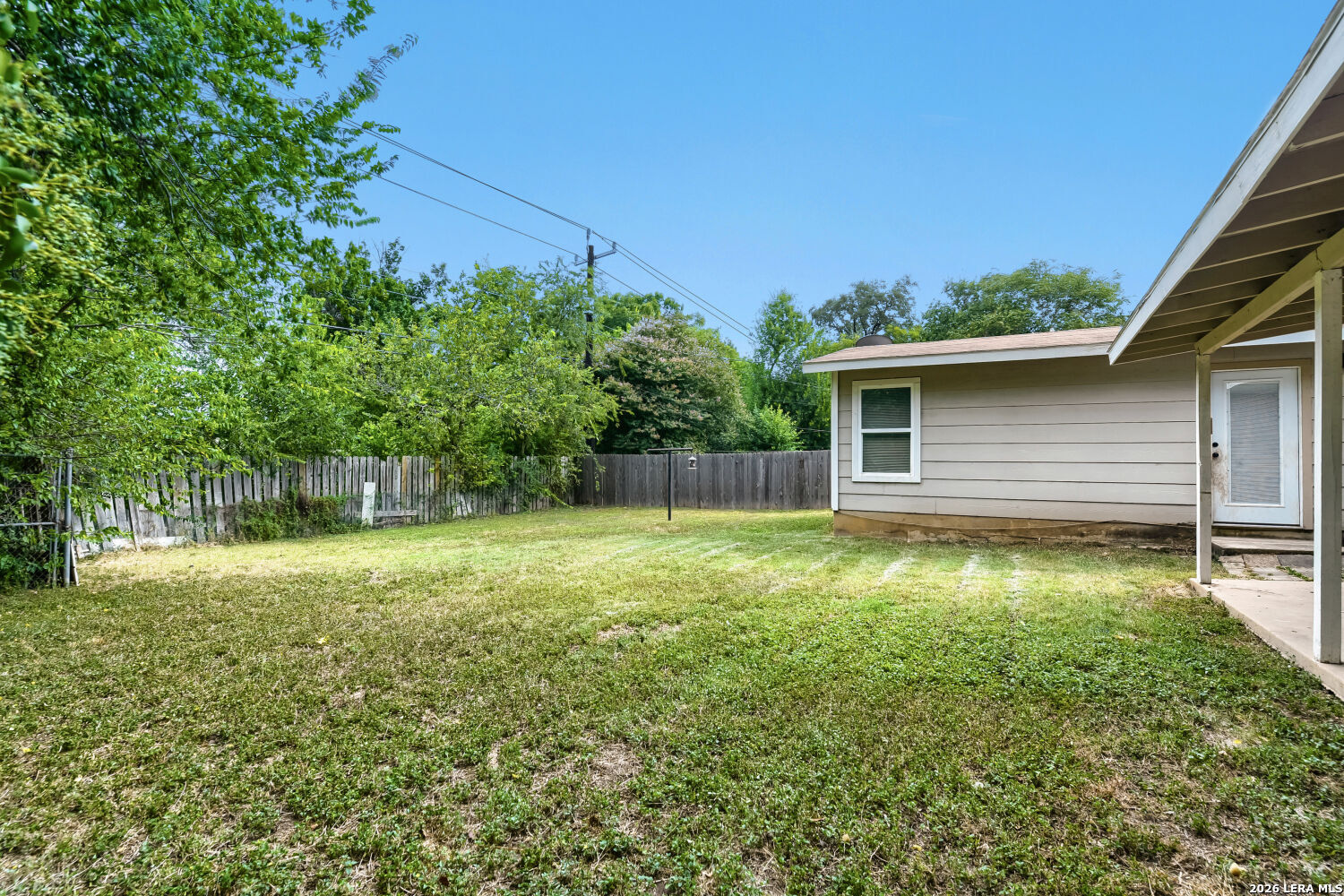 8106 Windlake Drive San Antonio TX 78230