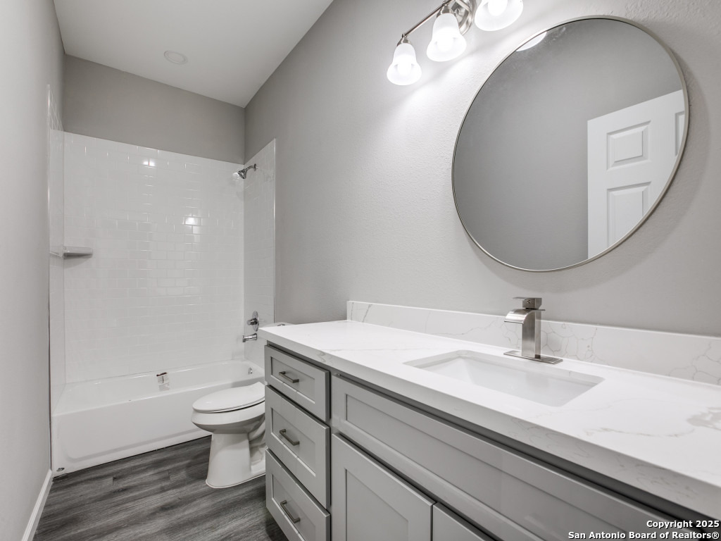 2910 S Laredo San Antonio TX 78207
