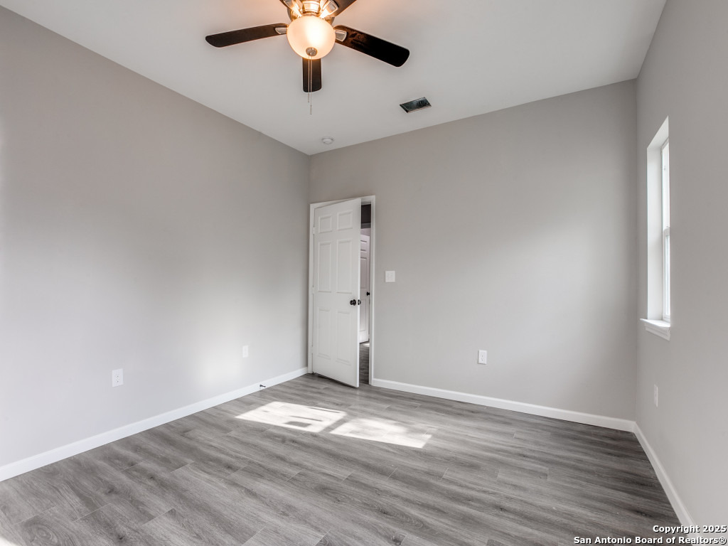 2910 S Laredo San Antonio TX 78207