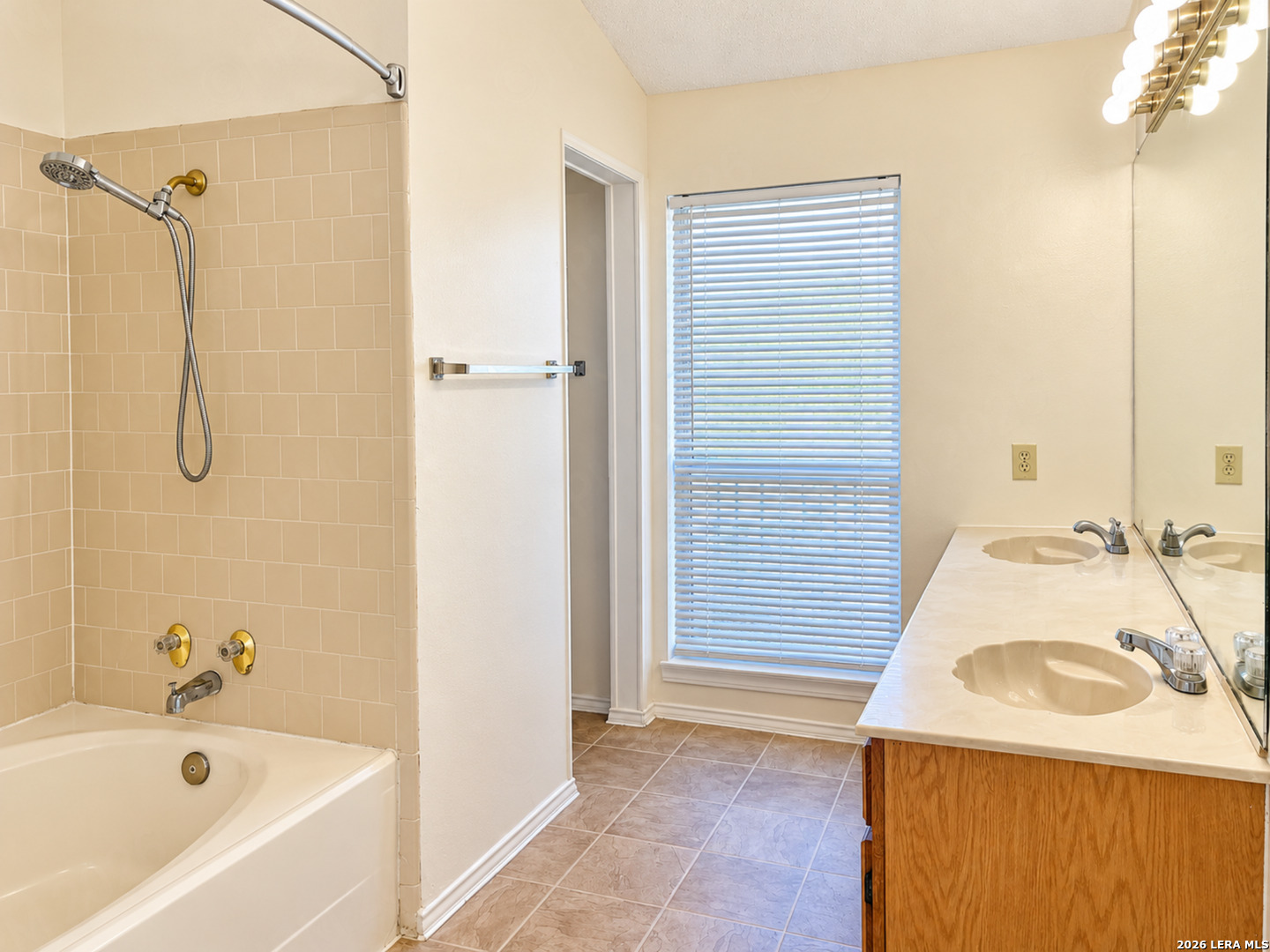 313 Burkwood Lane Cibolo TX 78108