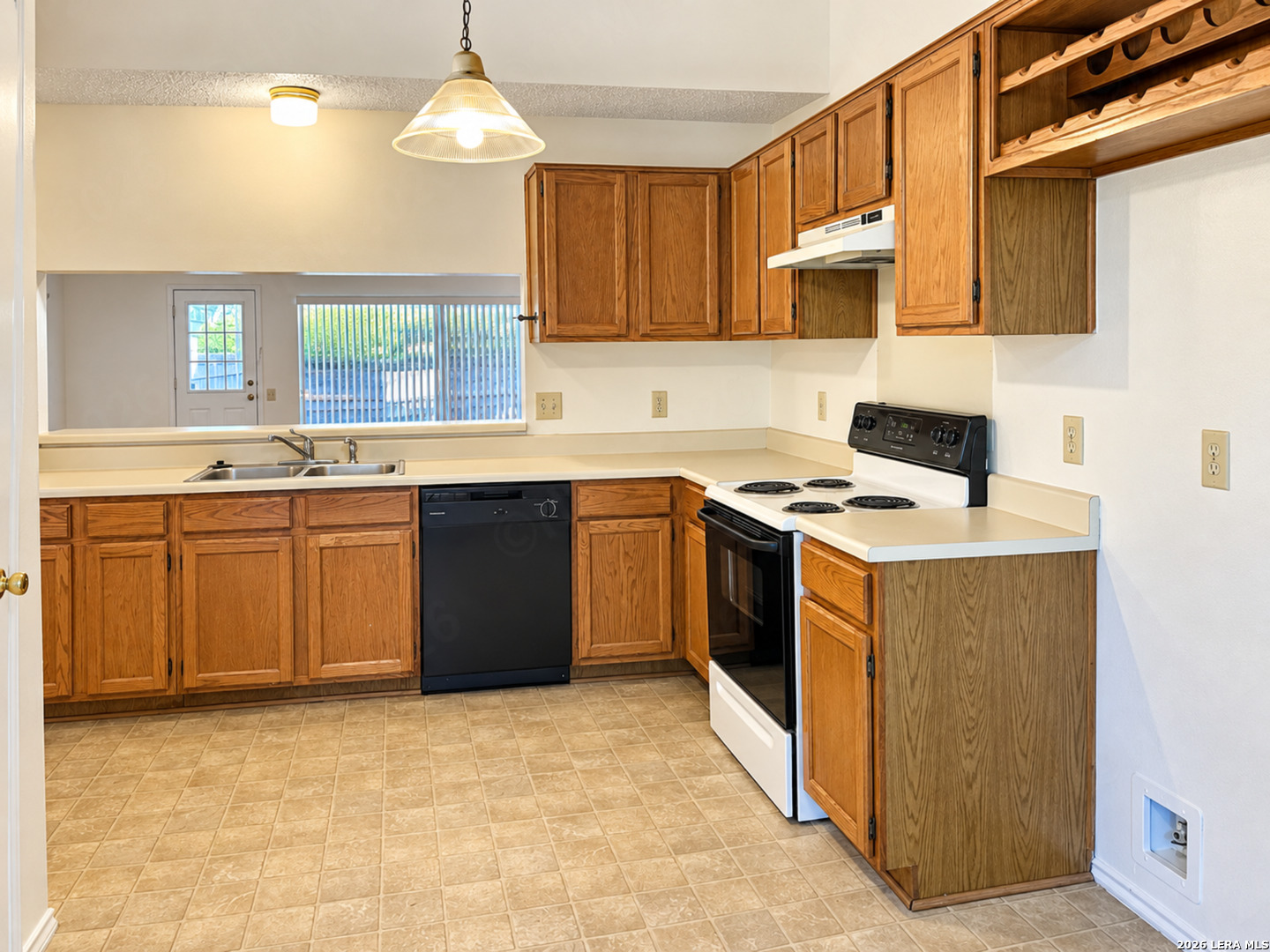 313 Burkwood Lane Cibolo TX 78108