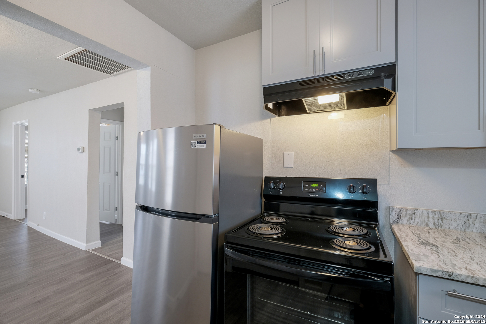 325 S Hackberry Street San Antonio TX 78203