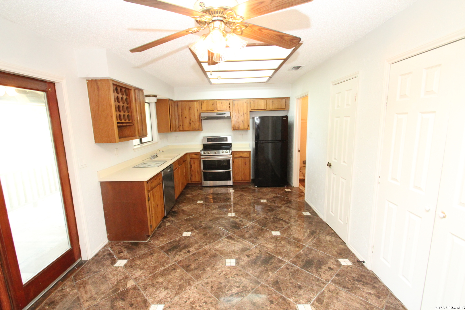 5122 Tree Top Street San Antonio TX 78250