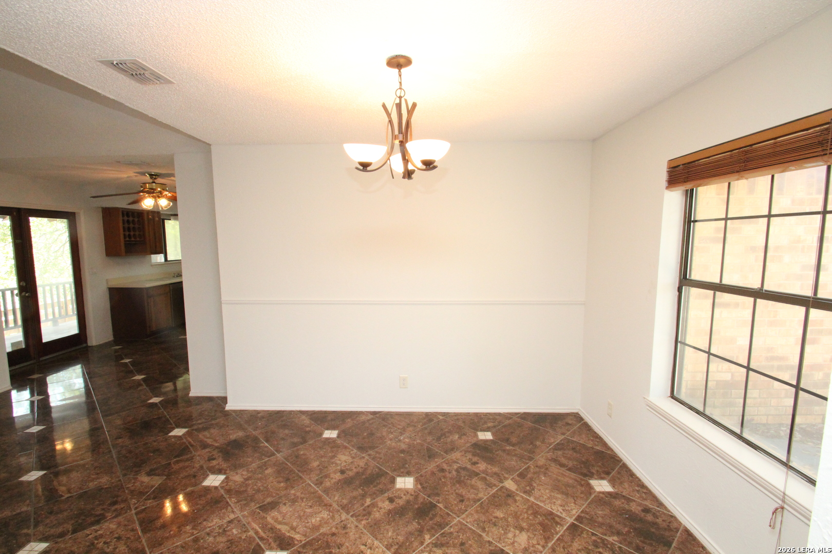 5122 Tree Top Street San Antonio TX 78250