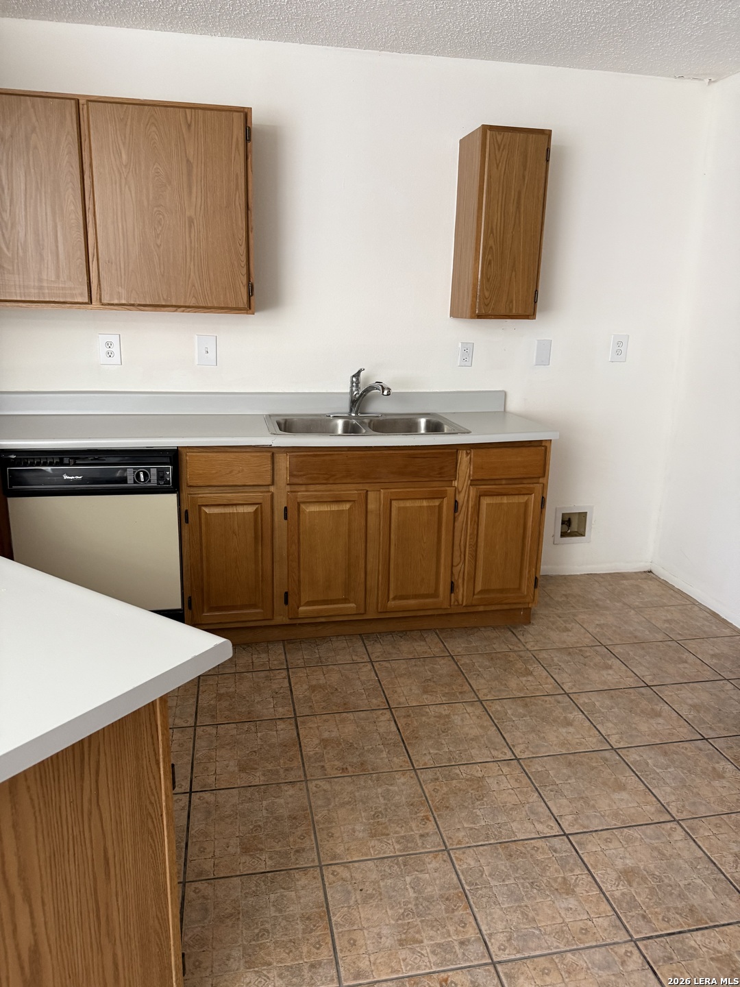 2946 Moss Plain San Antonio TX 78245