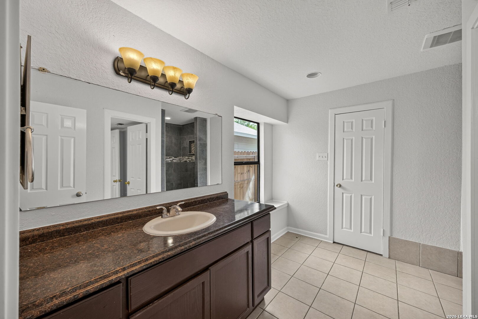 7106 Warrior Trail San Antonio TX 78244