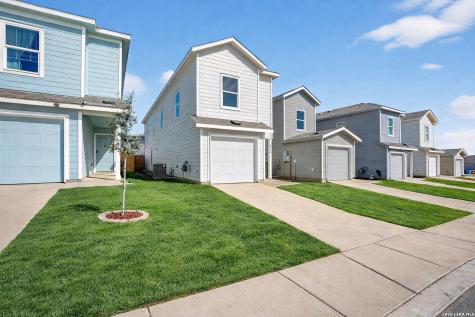 6734 Pumice Place Elmendorf TX 78223