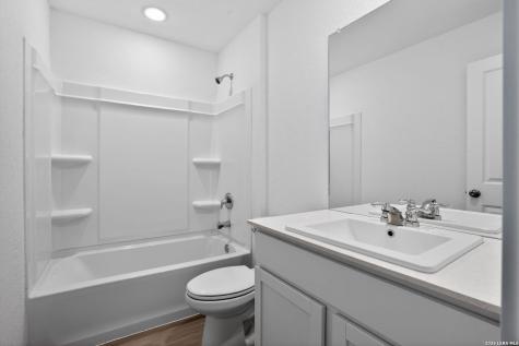 6734 Pumice Place Elmendorf TX 78223