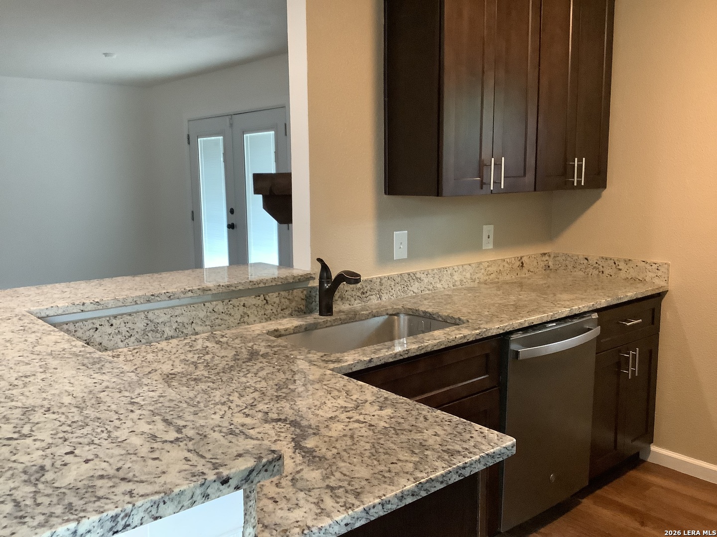 1047 Victoria Crossing San Antonio TX 78245