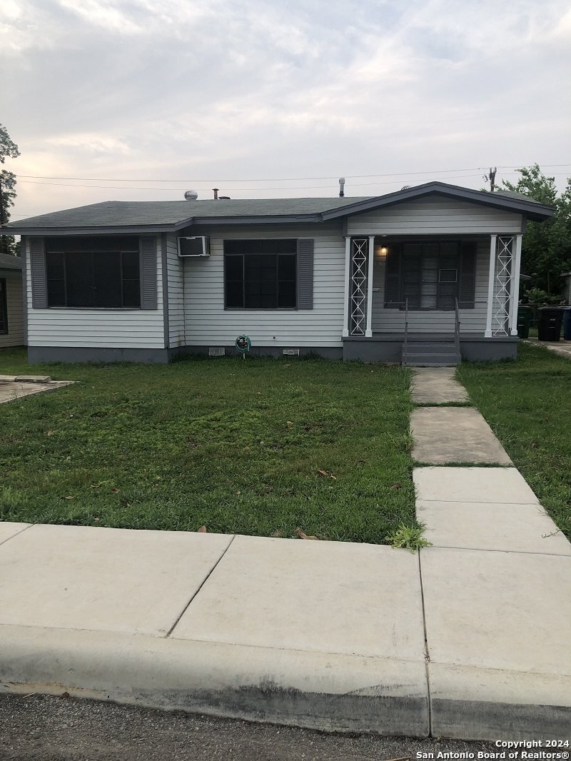 215 Edna Avenue San Antonio TX 78220