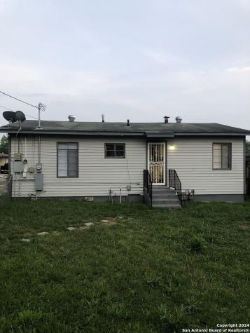 215 Edna Avenue San Antonio TX 78220