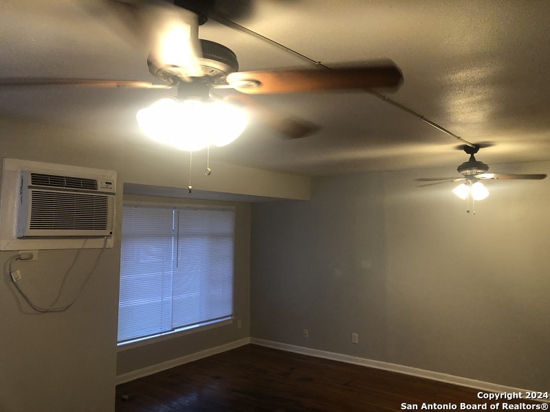 215 Edna Avenue San Antonio TX 78220