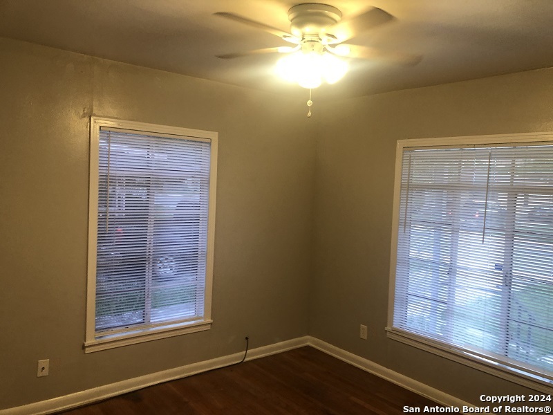 215 Edna Avenue San Antonio TX 78220